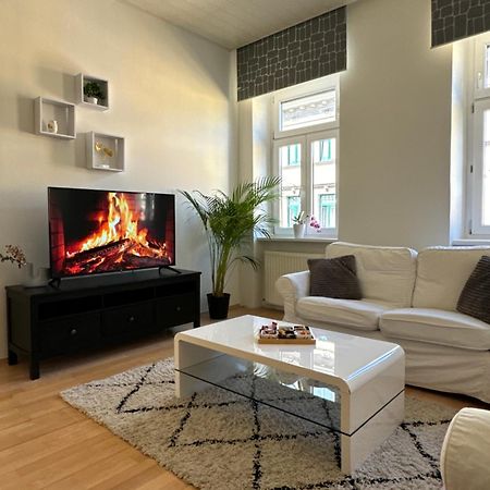 Charmante Zentral Gelegene Wohnung Vienne Extérieur photo